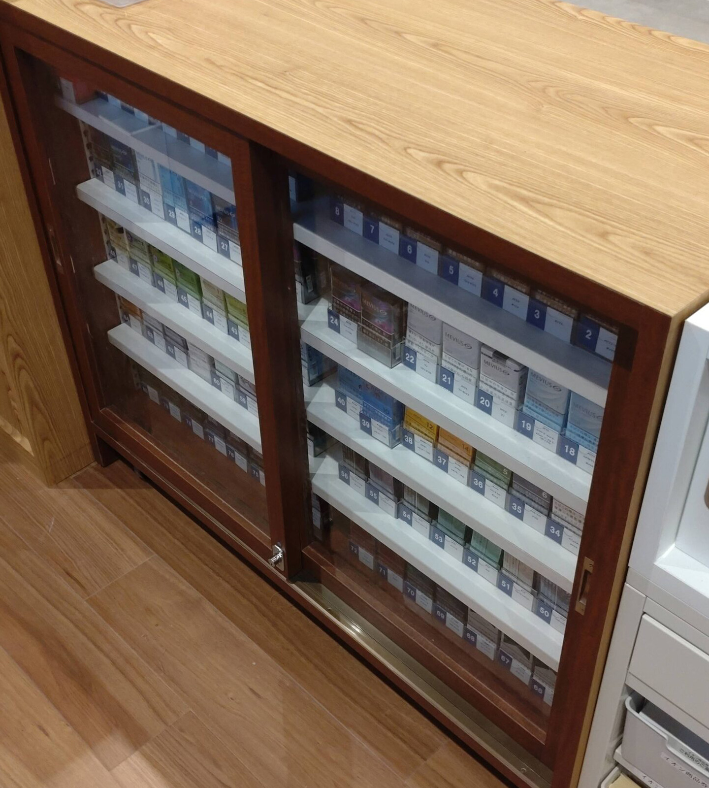 タバコ陳列什器